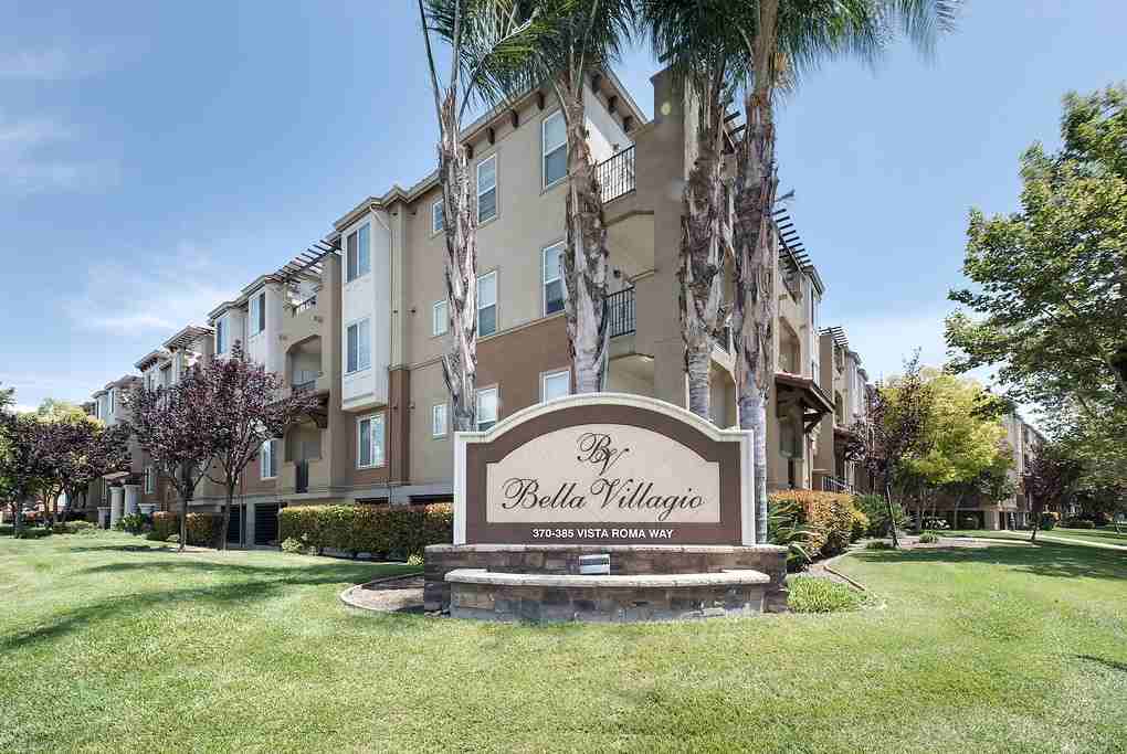 Bella Villagio - Photo 5 of 47
