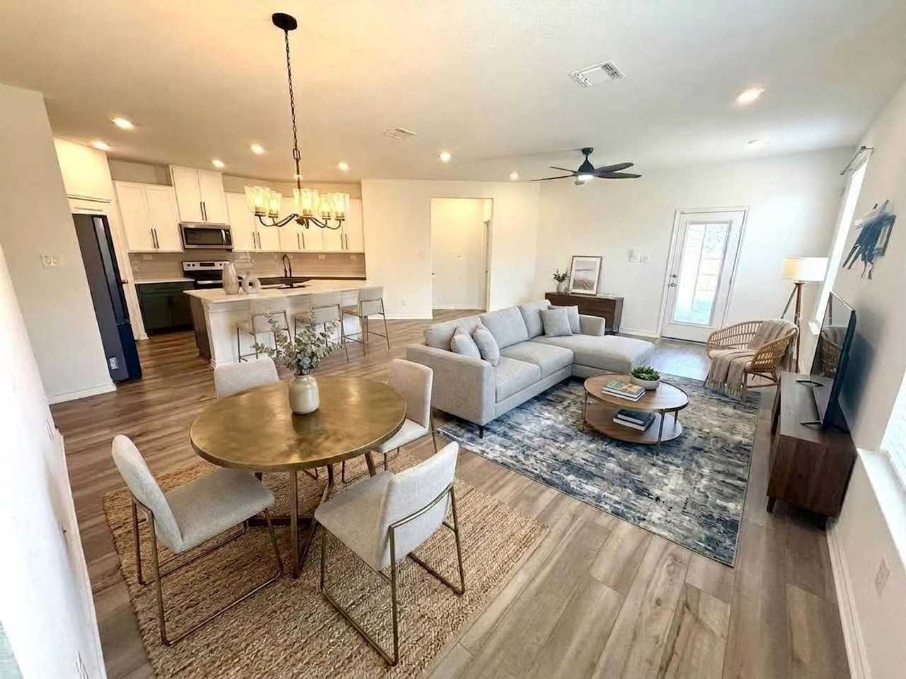 4015 Casita Mia St - Photo 2 of 30