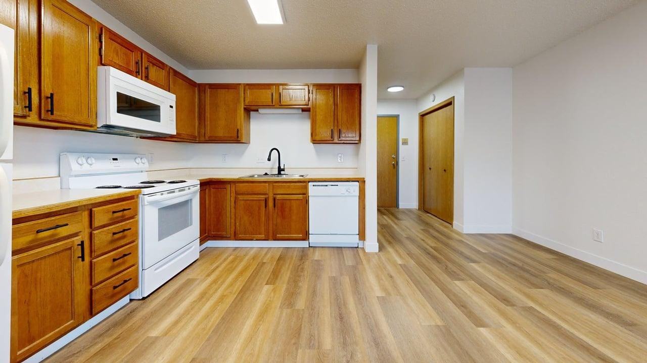 2141 Xavier (Bismarck,ND) - Photo 3 of 23