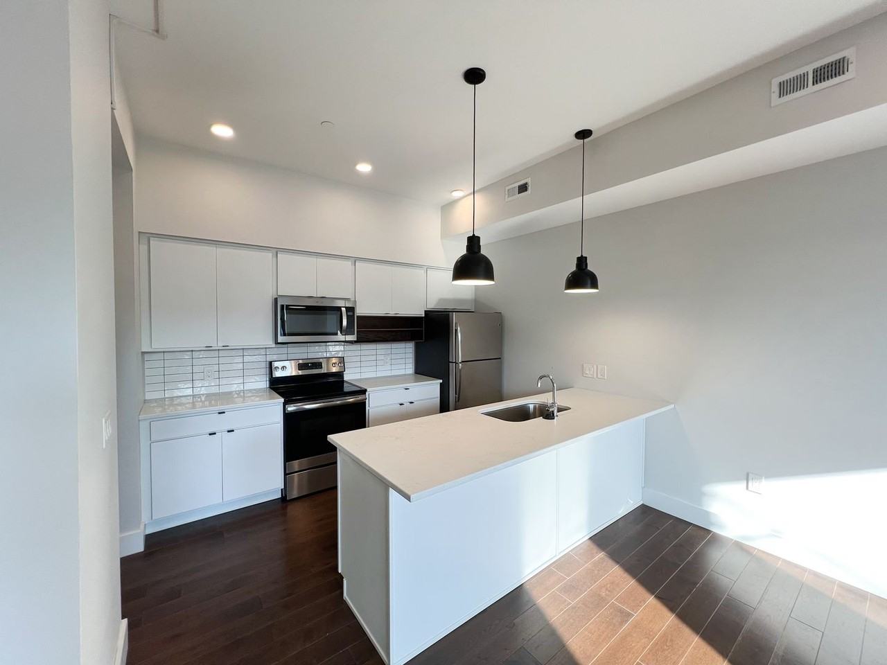 1301-1309 Walnut Street - Photo 4 of 22