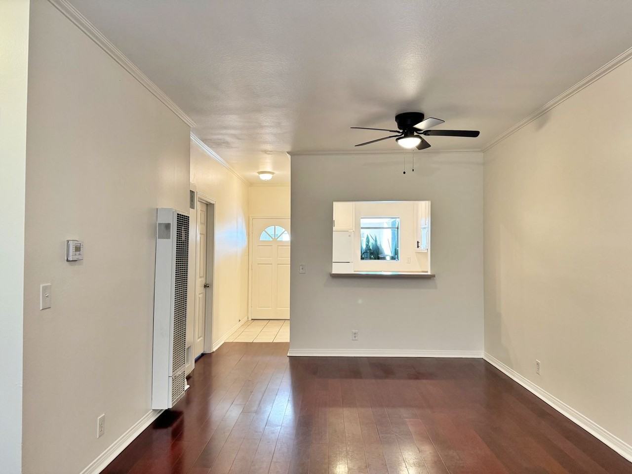 1145 Roswell Ave - Photo 3 of 23