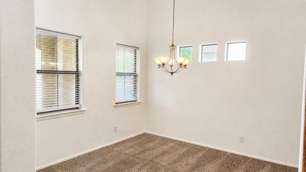 3873 E Bridgeport Pkwy - Photo 4 of 22