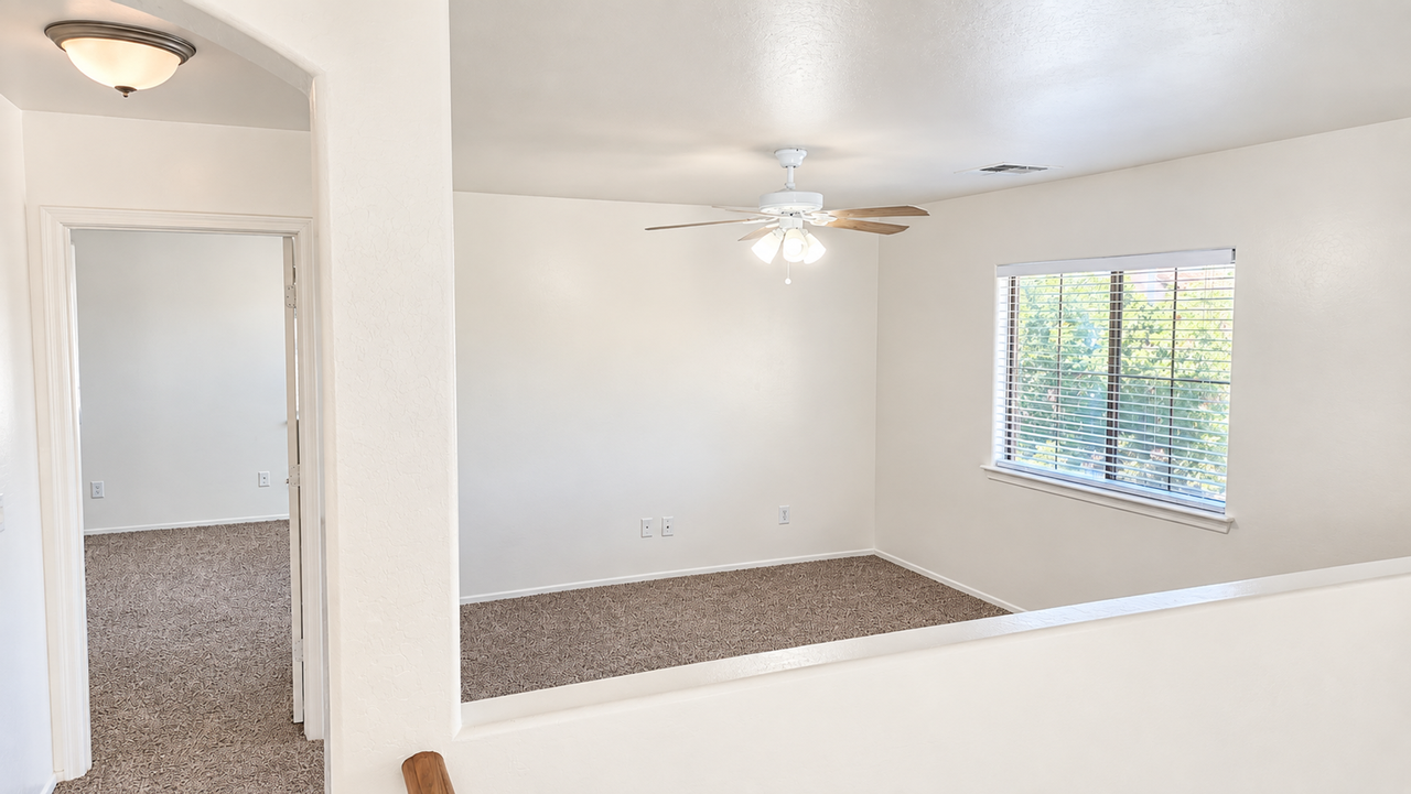 3873 E Bridgeport Pkwy - Photo 7 of 22