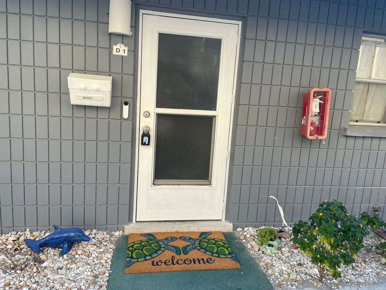 1205 Tarpon Center Dr #D1 - Photo 3 of 32
