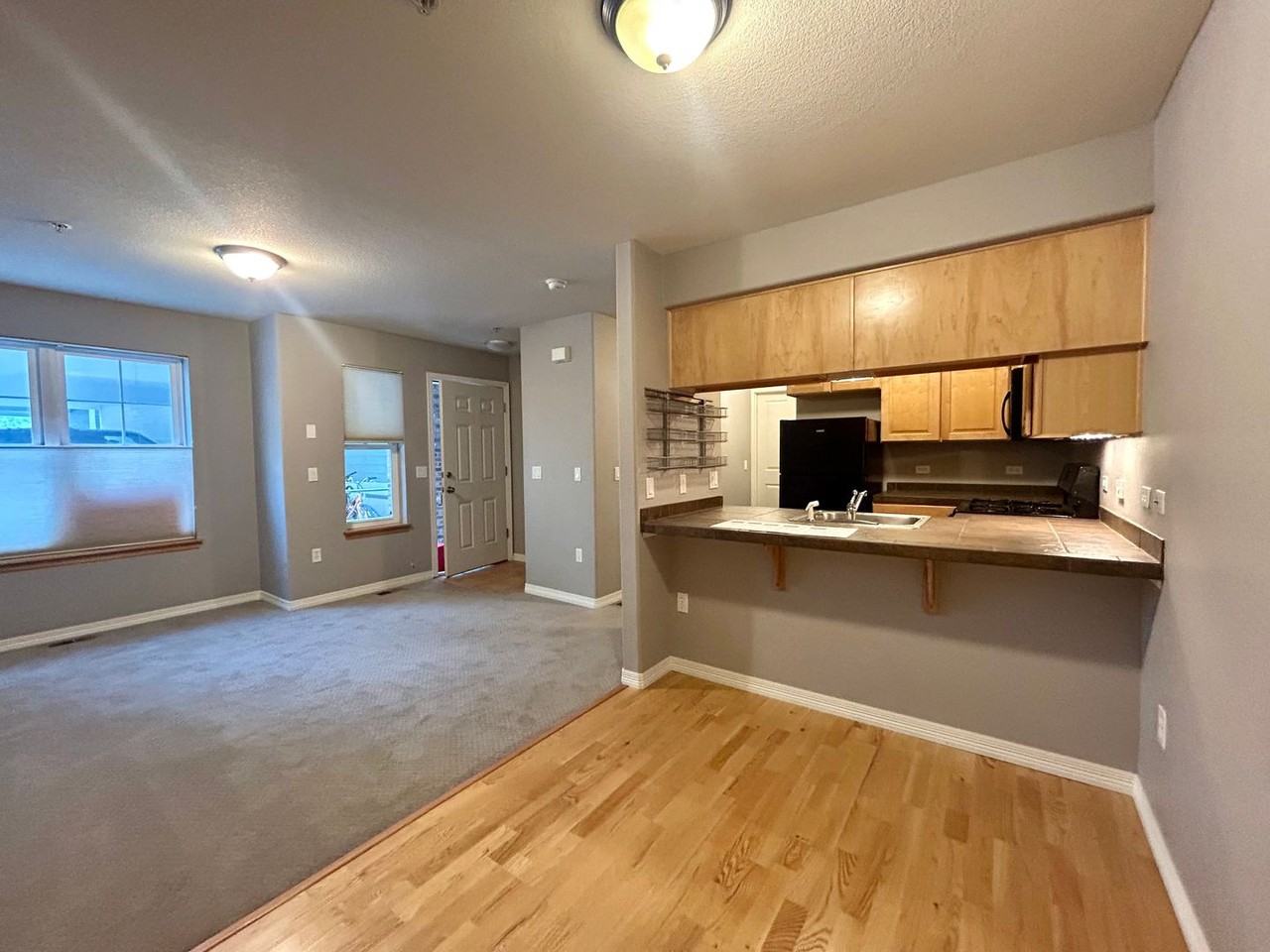 947 Laramie Blvd - Photo 3 of 17