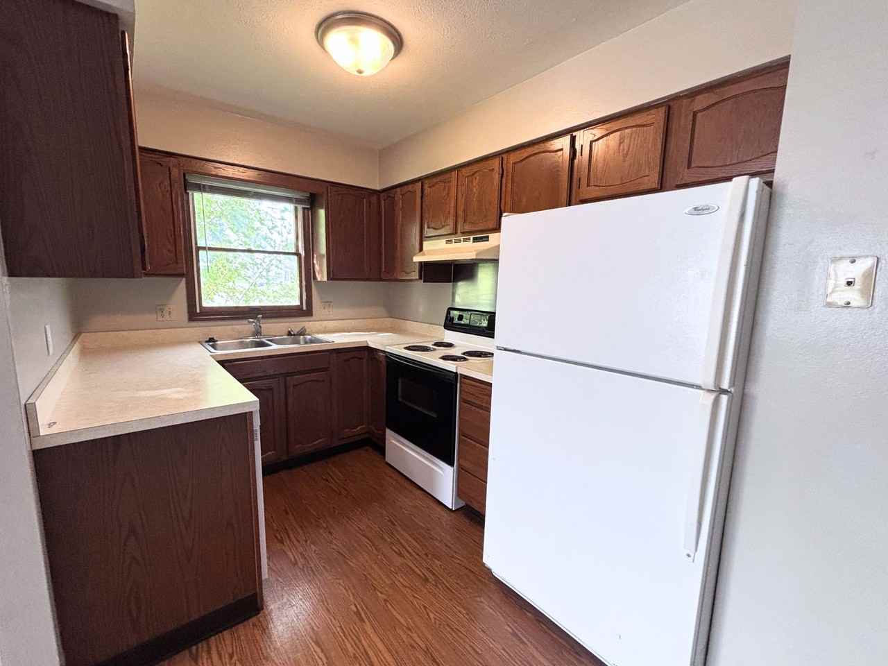 1904 N Sand Dollar Dr #B - Photo 4 of 12