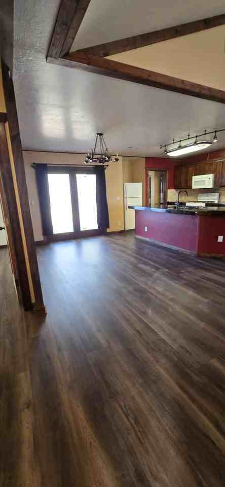 118 E Cherry St #A - Photo 3 of 13