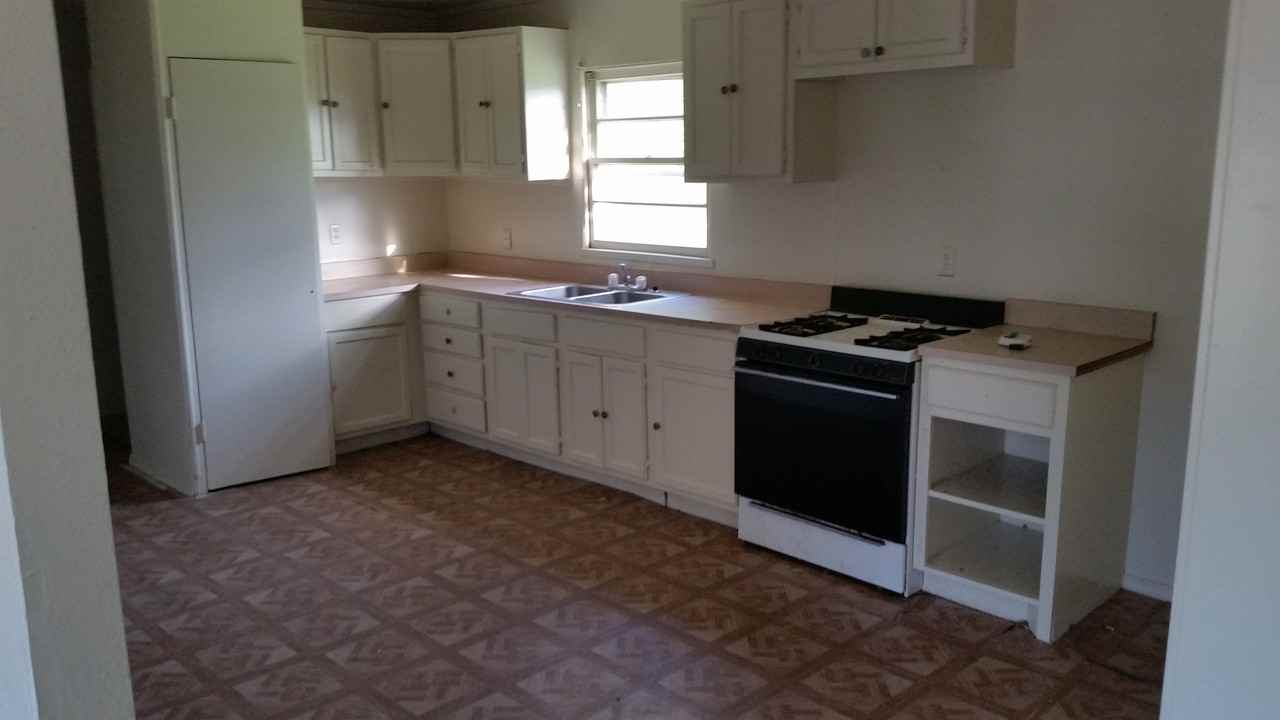 307 Ponderosa Ln - Photo 3 of 9