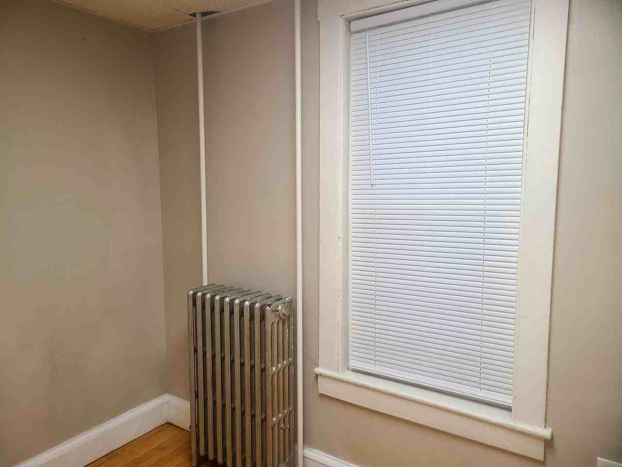 17 Horton St #4 - Photo 5 of 19