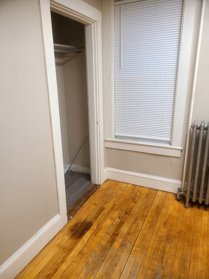 17 Horton St #4 - Photo 7 of 19
