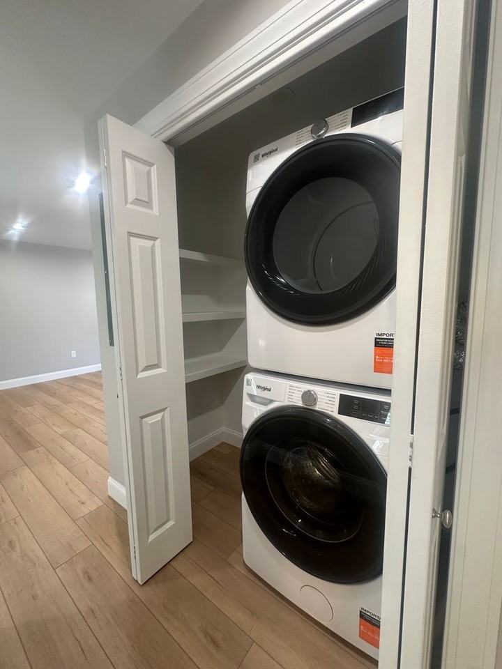 439 Main St #102 - Photo 6 of 13