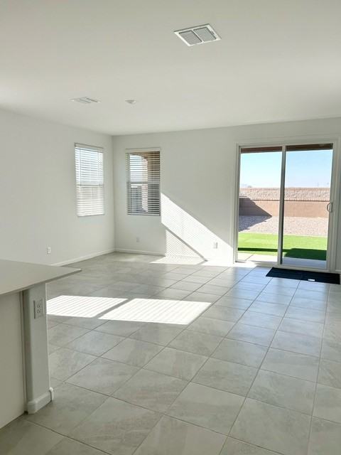 37728 N Front Runner Ln - Photo 6 of 17