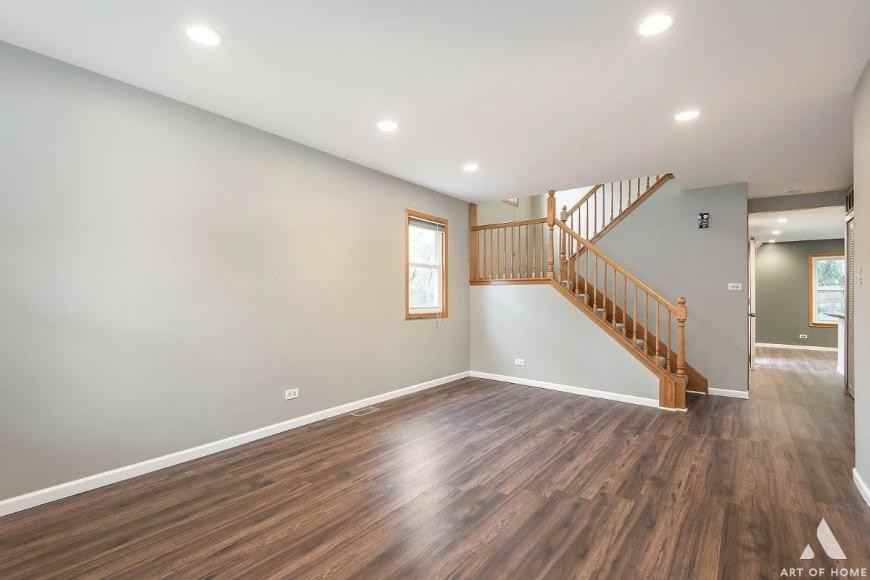 521 Milton Dr - Photo 2 of 10