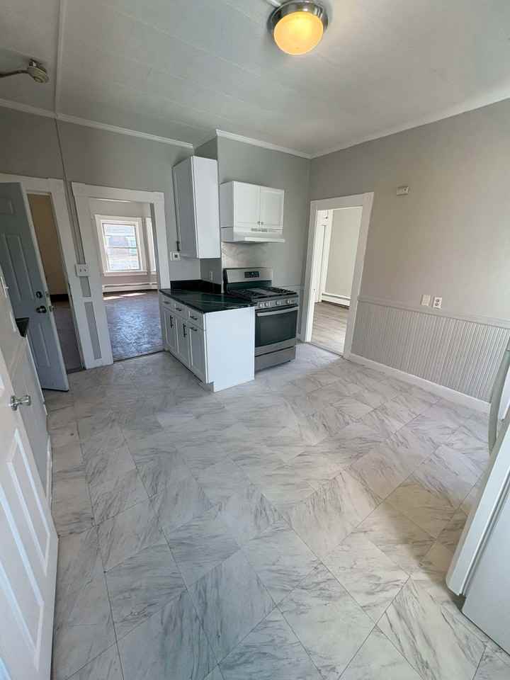 130 Springfield St #130-3 - Photo 2 of 14