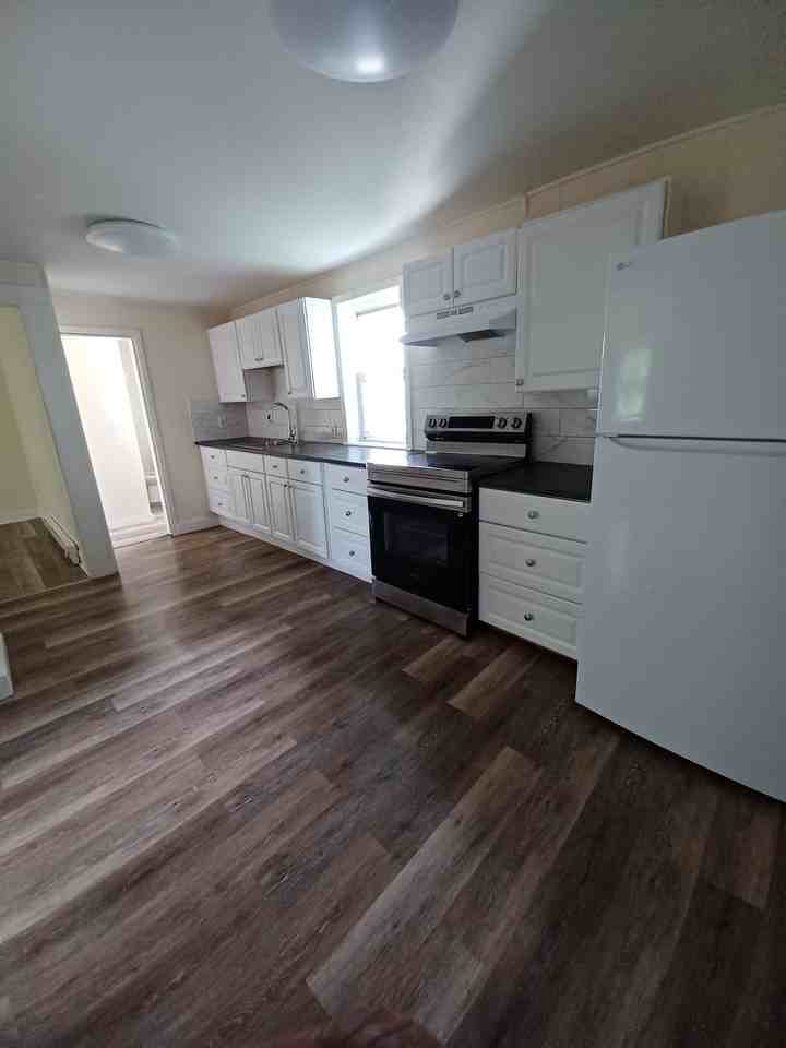 480 S Main St #10 - Photo 2 of 13