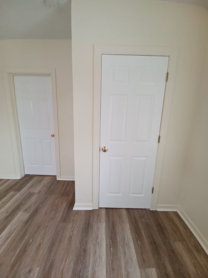 480 S Main St #7 - Photo 2 of 18