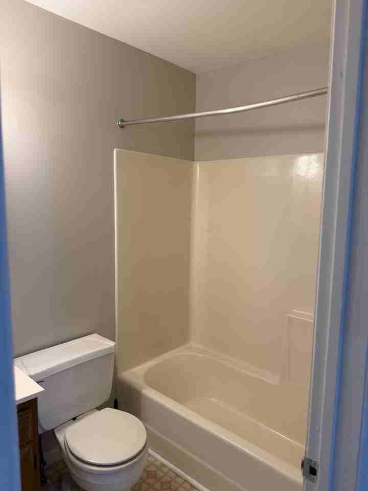120 Whitburn Pl - Photo 5 of 43