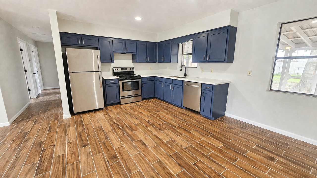 1311 Kimberly Dr - Photo 2 of 11