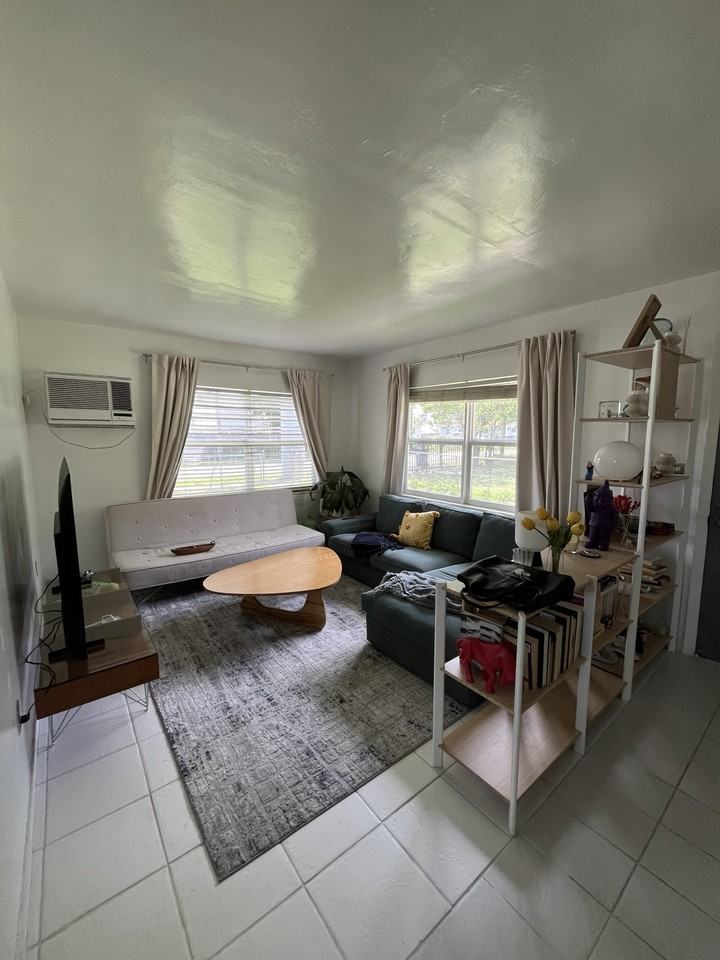8290 Nw 5th Ave #8290 - Photo 4 of 16