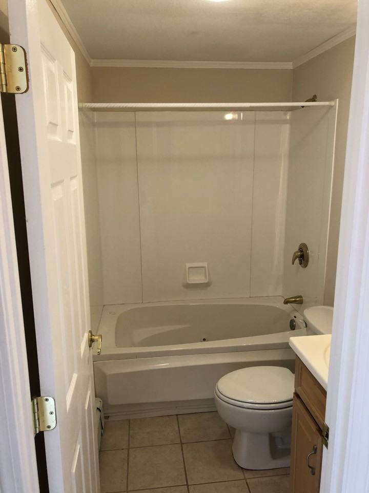 8 Carriage Hill Rd - Photo 6 of 6