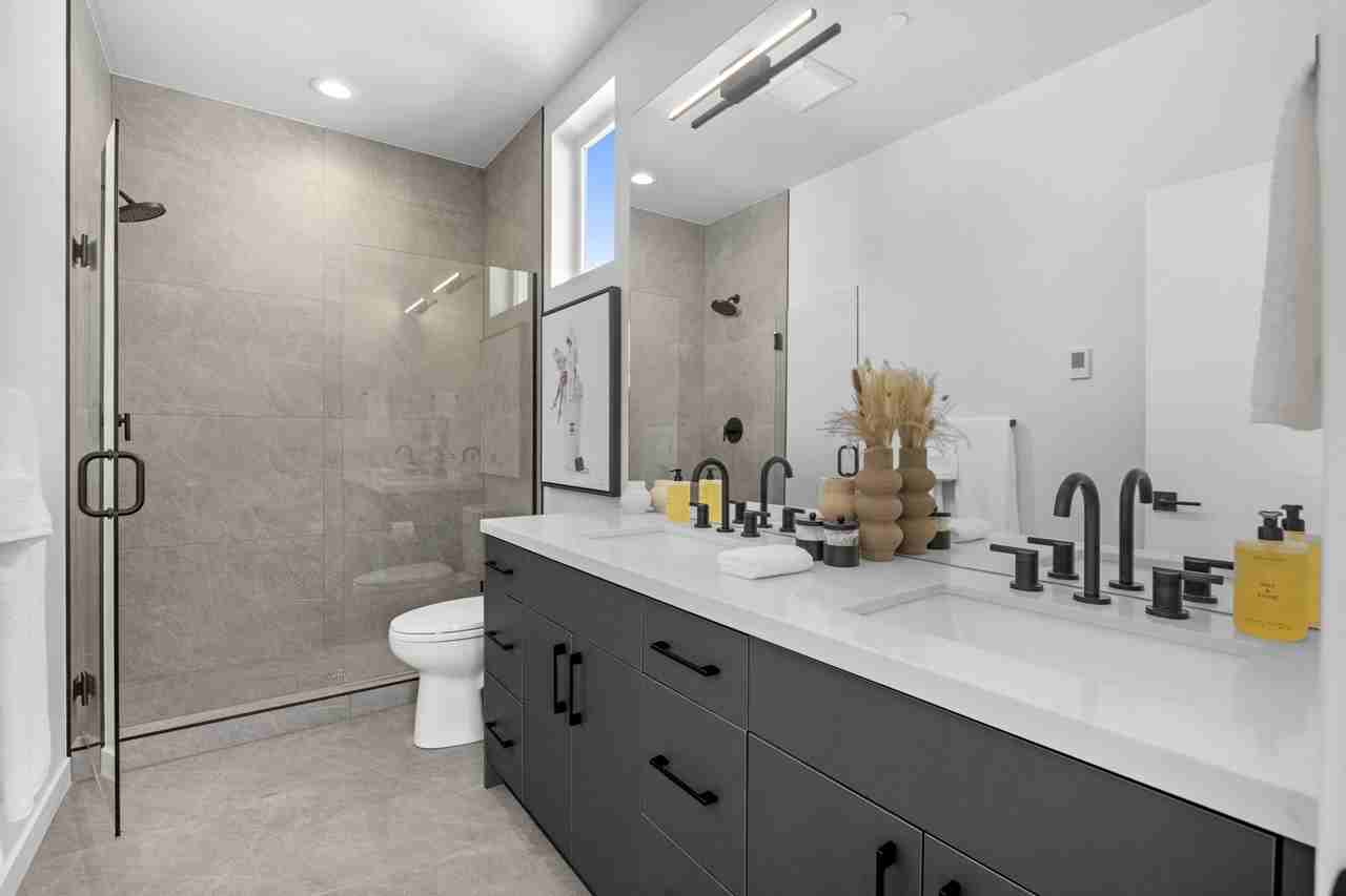 6712 Xxxx Carleton/ Corson Ave S, Unitc Corson Ave S - Photo 3 of 24