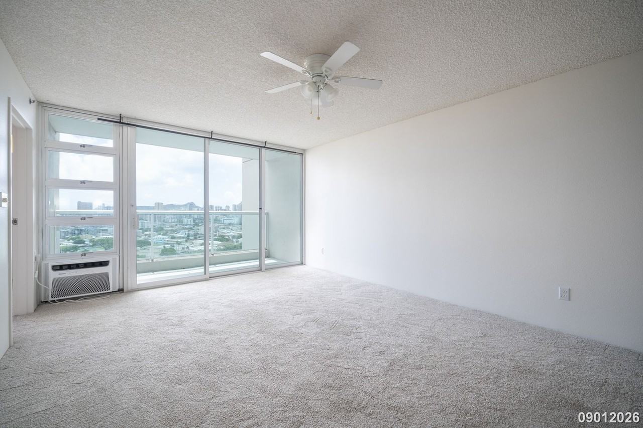 1450 Young St #1902 - Photo 6 of 25