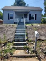 featured image of 512 Peach St