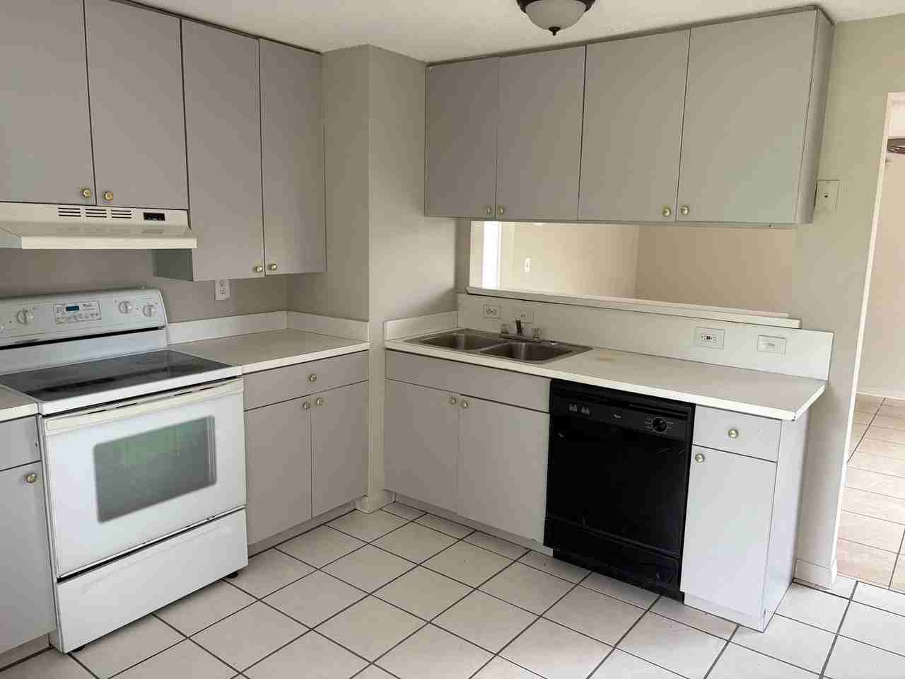 1527 Schoolhouse St #A3 - Photo 7 of 14