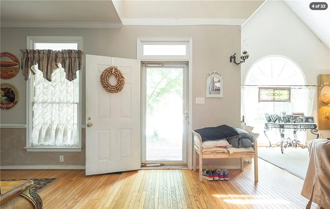 8531 Hillcreek Drive - Photo 4 of 4