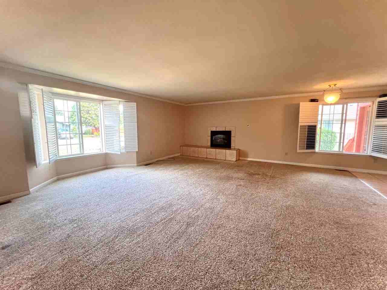 20968 Travis Ln - Photo 3 of 19