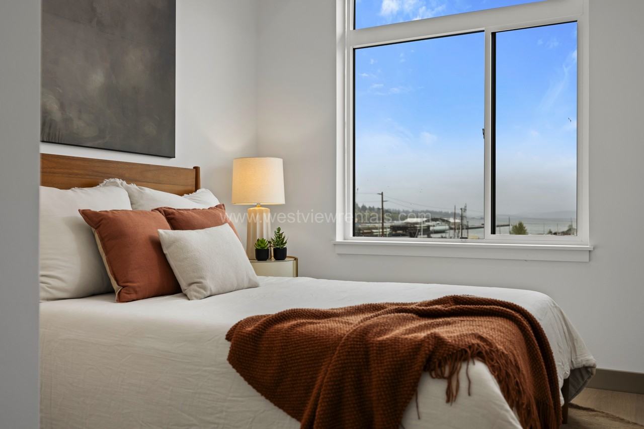 711 Astor St #202 - Photo 2 of 50
