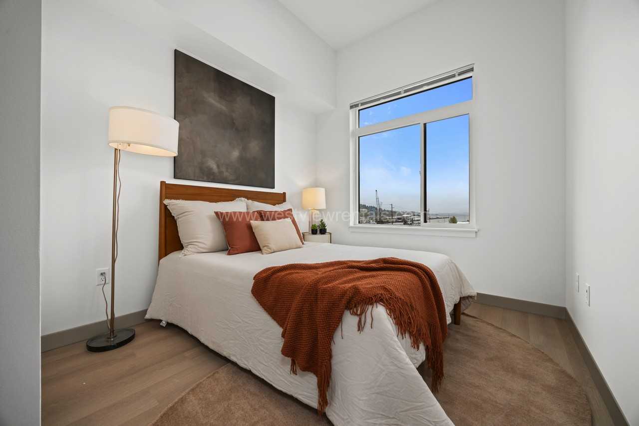 711 Astor St #202 - Photo 3 of 50