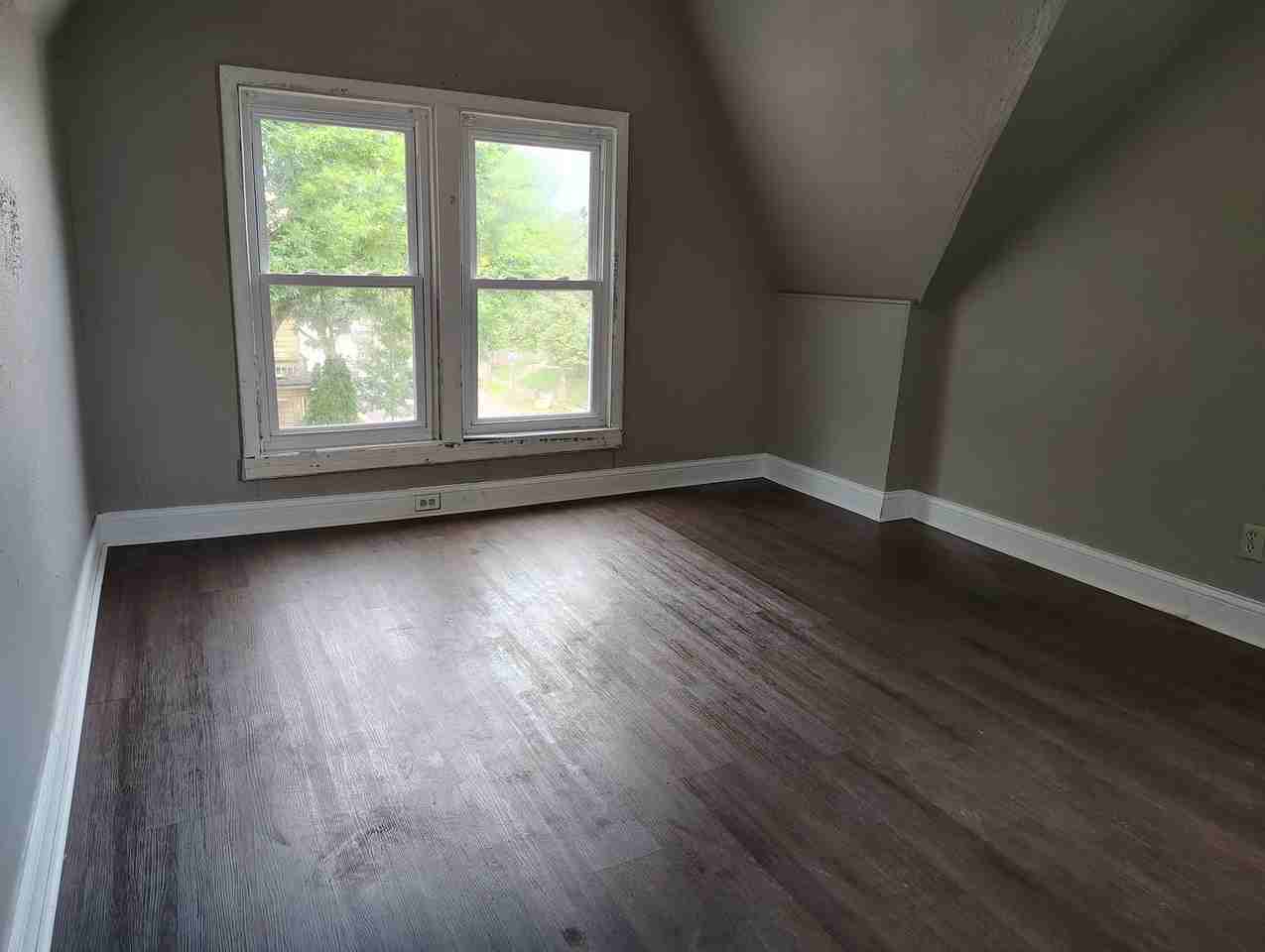 2876 N 26th St - Photo 7 of 25