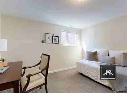 141 Glenville Ave - Photo 6 of 10
