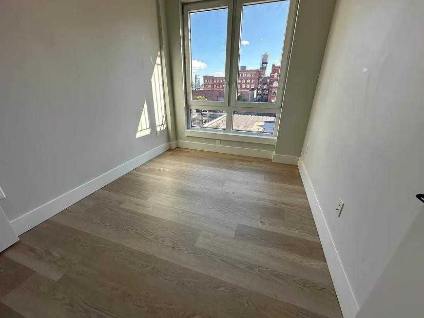 459 E 135th St - Photo 3 of 4