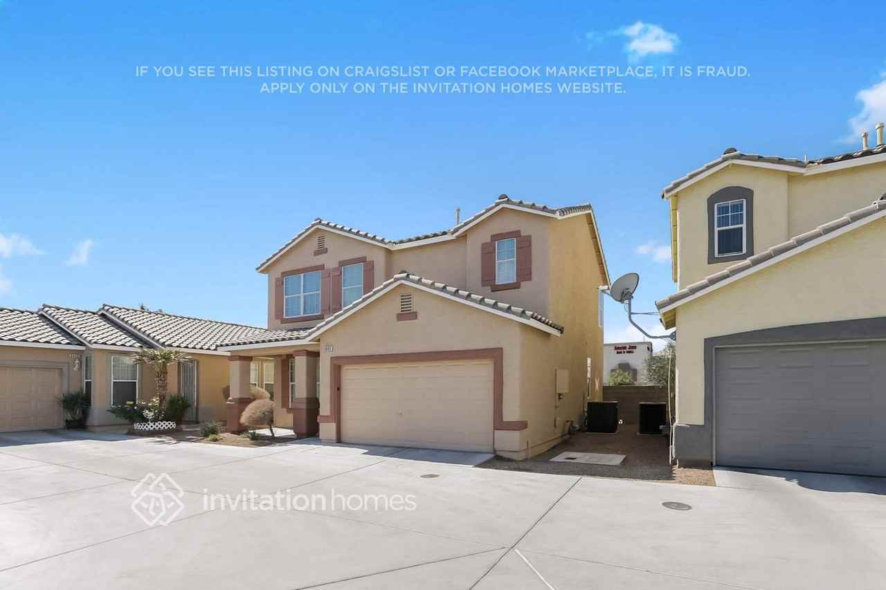 5035 Midnight Oil Dr - Photo 2 of 16