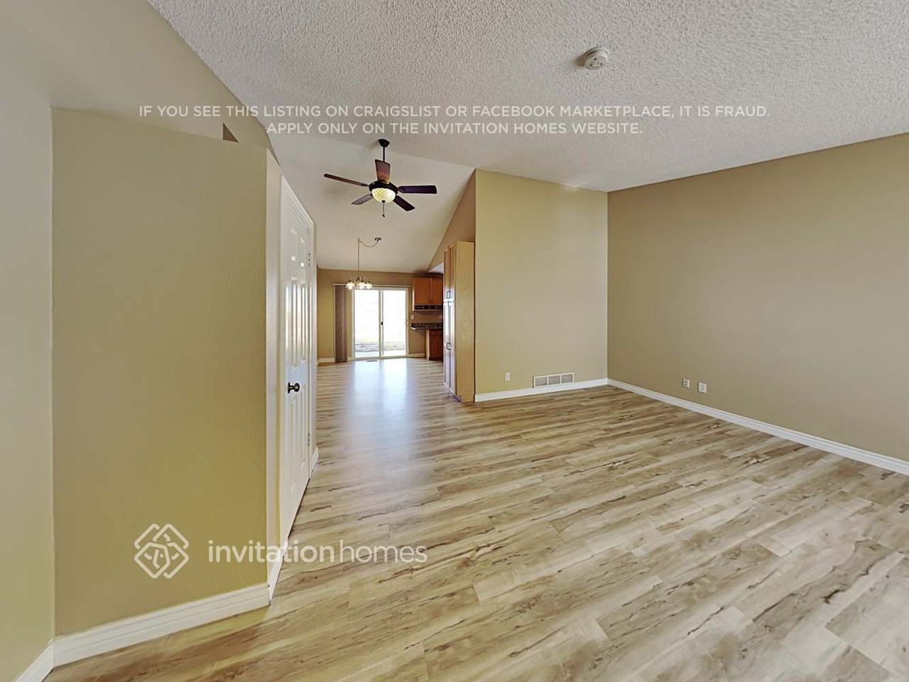 21501 E Aberdeen Dr - Photo 7 of 25