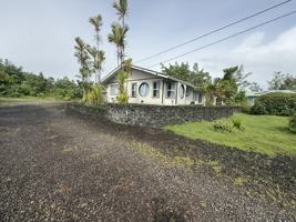 featured image of 15-1672 Beach Rd #1