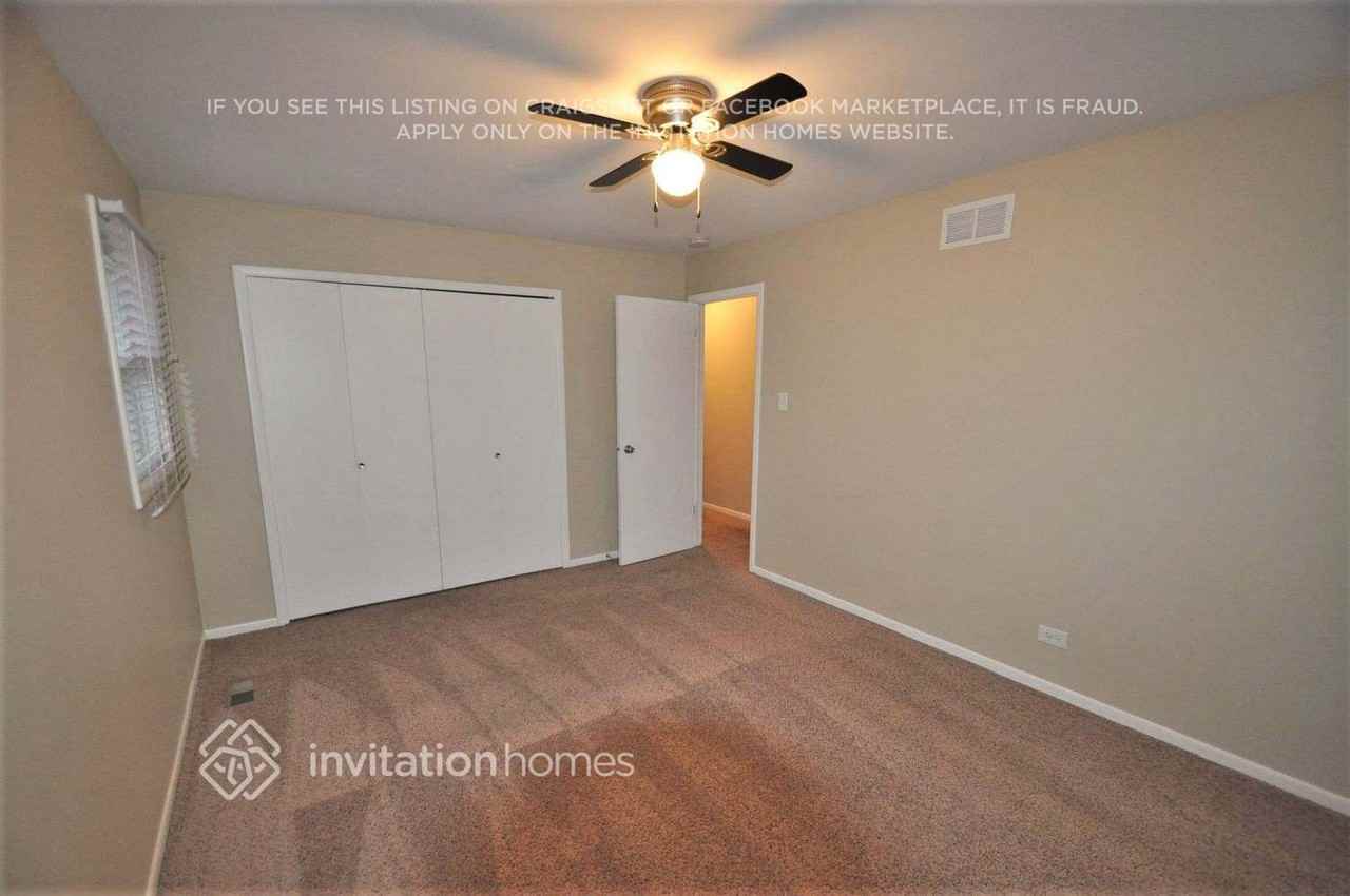 15238 Ridgeland Ave - Photo 2 of 6