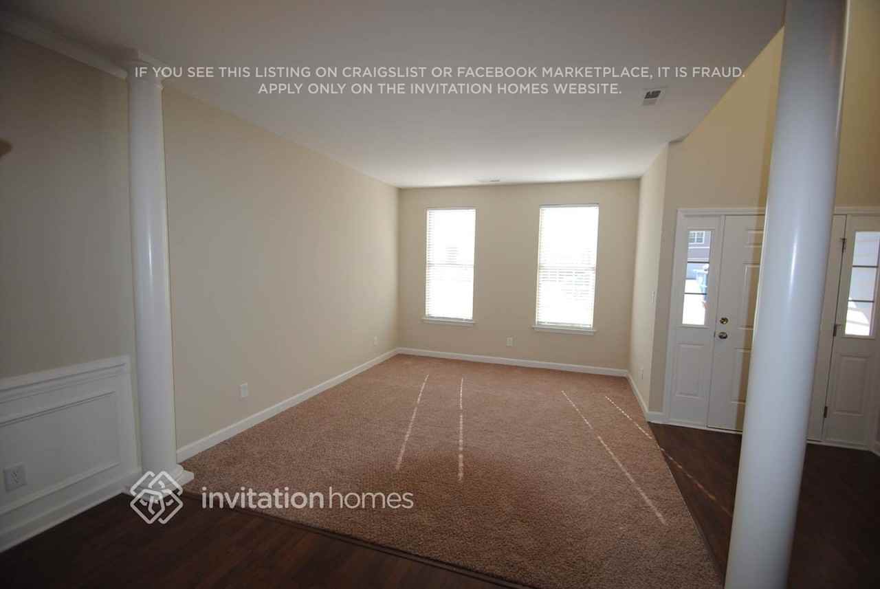 20 W Smoketree Ct - Photo 2 of 9