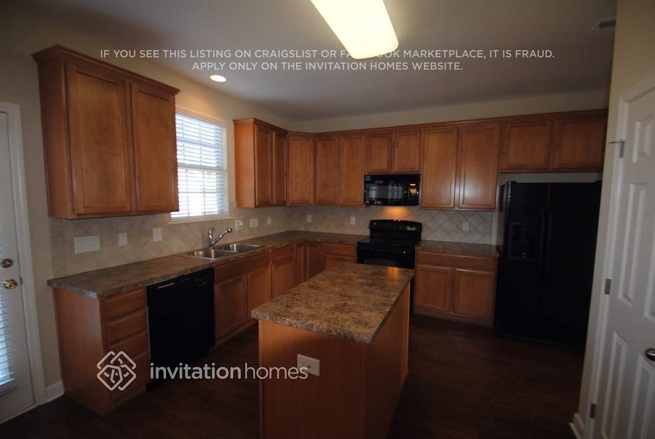20 W Smoketree Ct - Photo 4 of 9