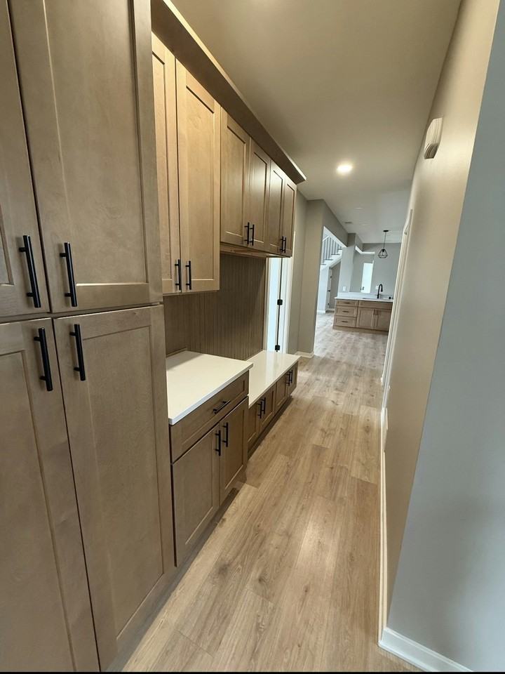 2589 South Delaware Avenue, Unit Upper - Photo 3 of 19