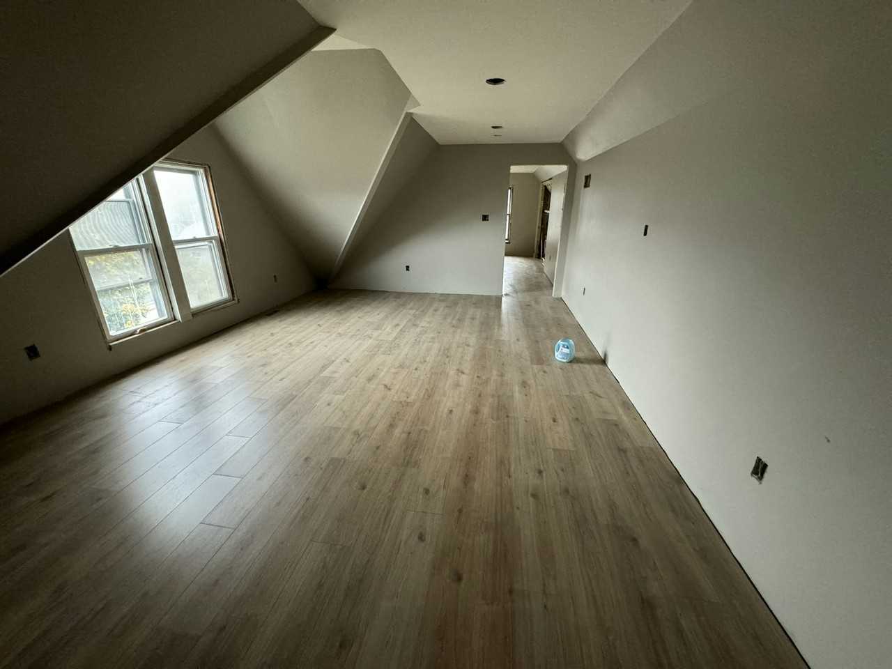 2589 South Delaware Avenue, Unit Upper - Photo 5 of 19
