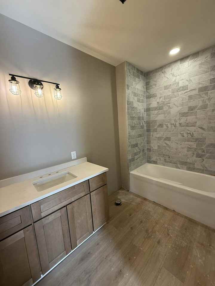 2589 South Delaware Avenue, Unit Upper - Photo 7 of 19