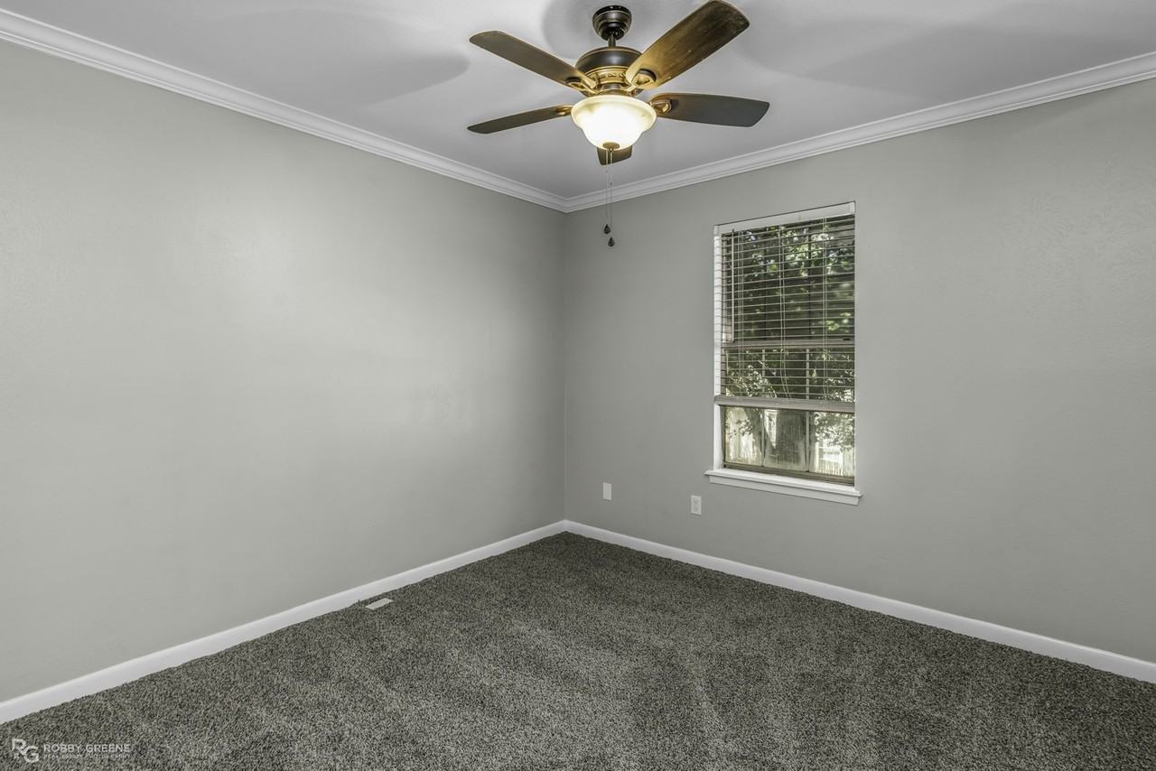 10312 Cortez Drive - Photo 2 of 27