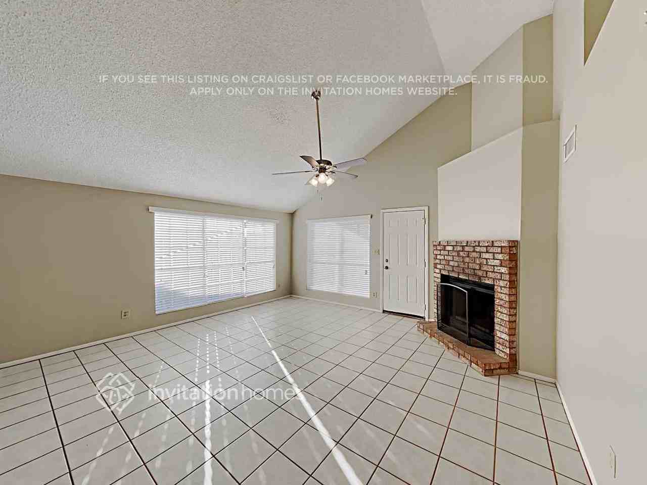 3859 W Harrison St - Photo 5 of 20