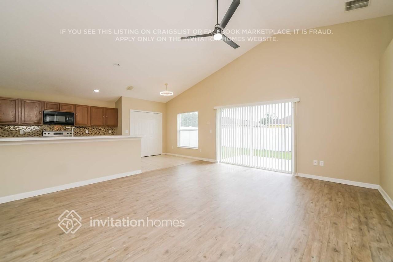 727 Versailles Ln - Photo 4 of 17