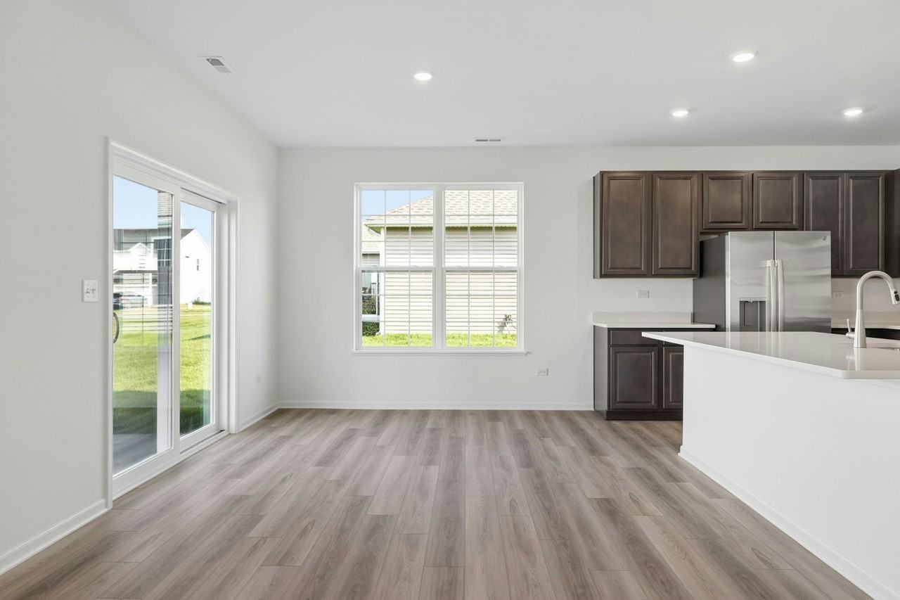 1325 Fawnlily Circle - Photo 4 of 19