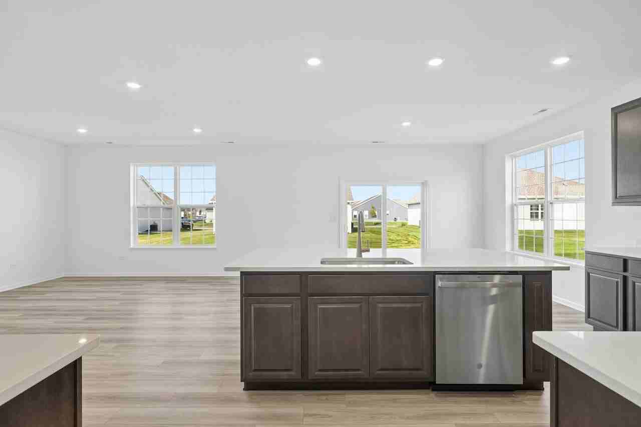 1325 Fawnlily Circle - Photo 5 of 19