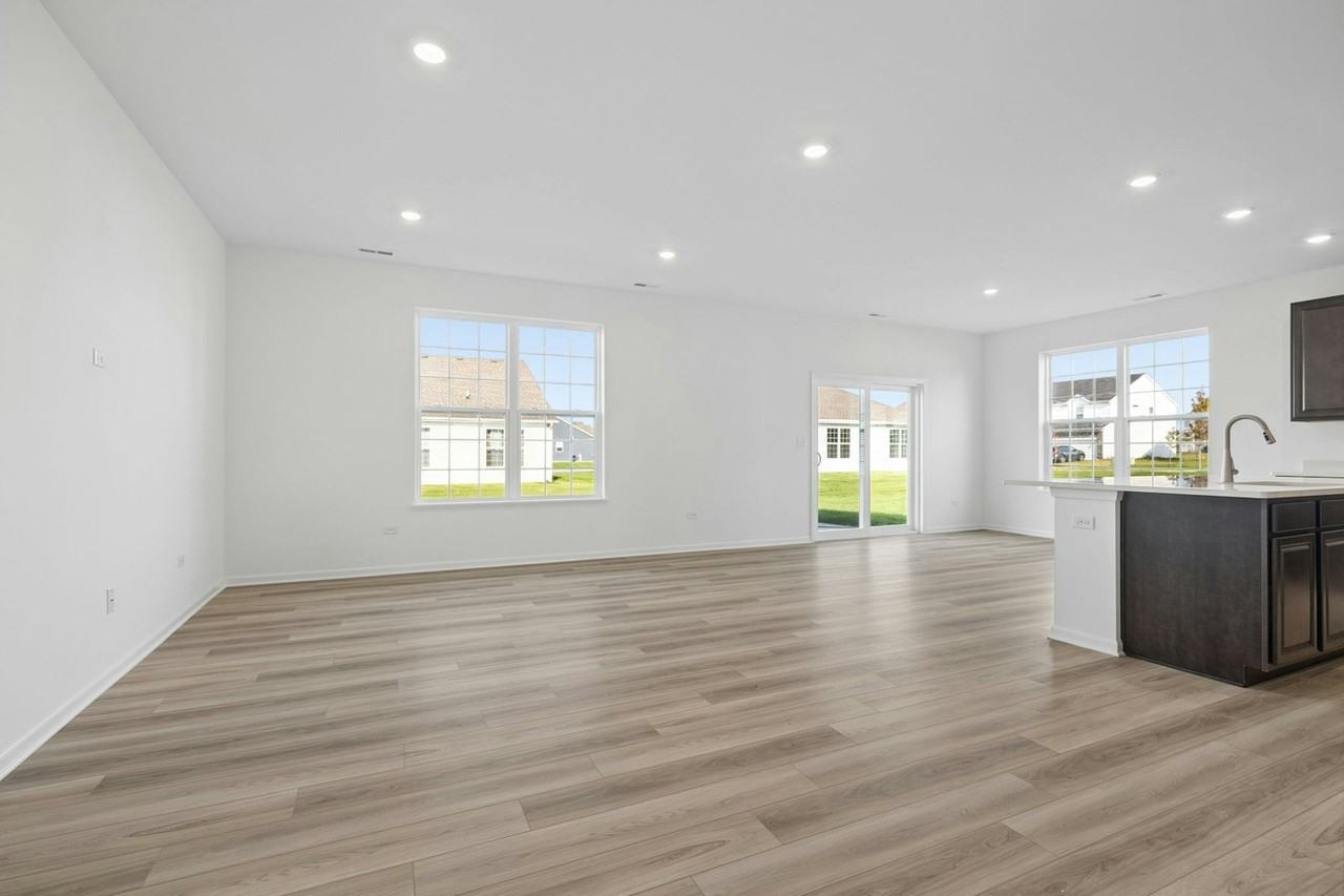 1325 Fawnlily Circle - Photo 7 of 19
